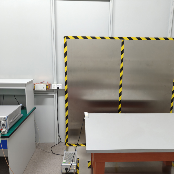 غرفة اختبار الانبعاثات التي أجريت